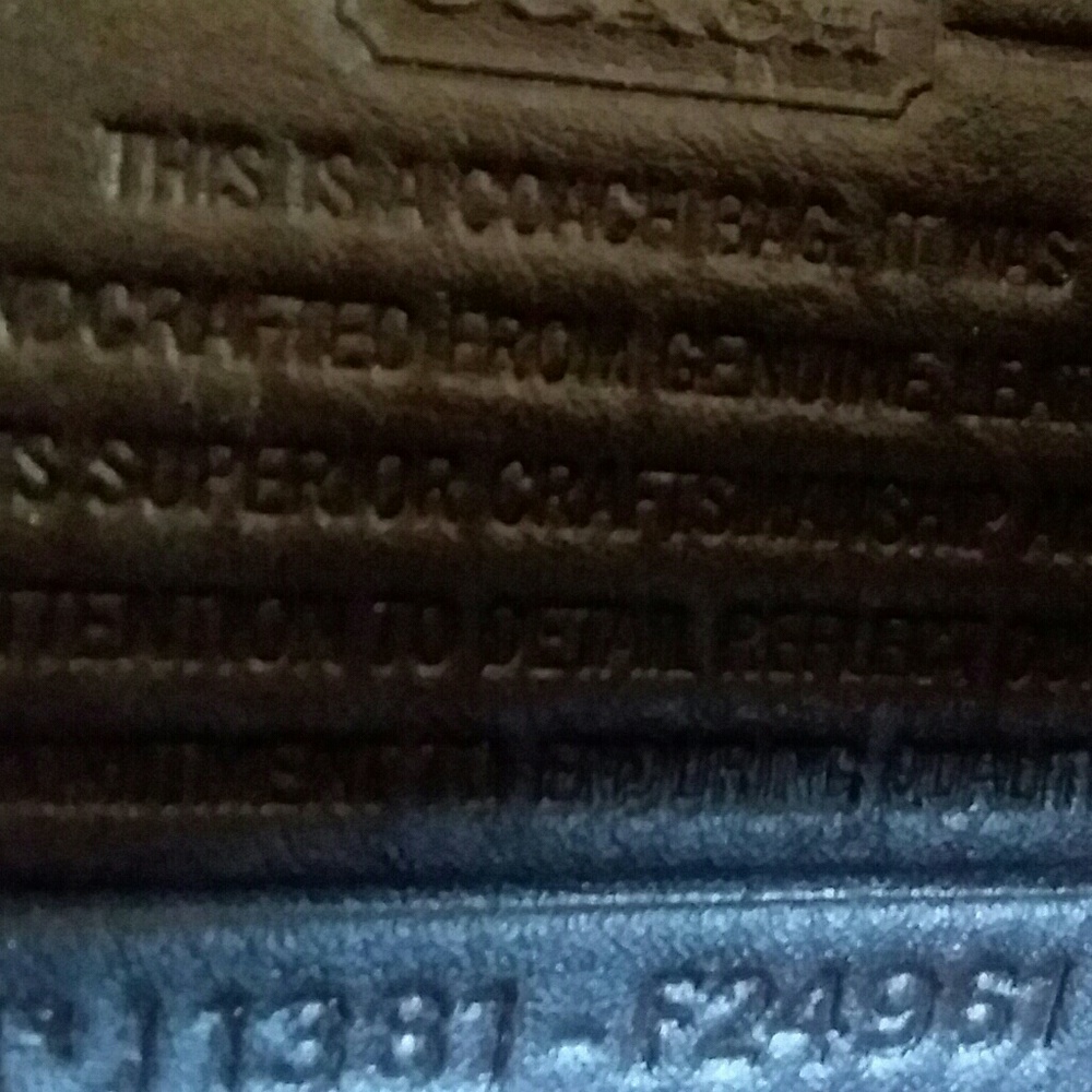 Purse - Picture 2 of 3